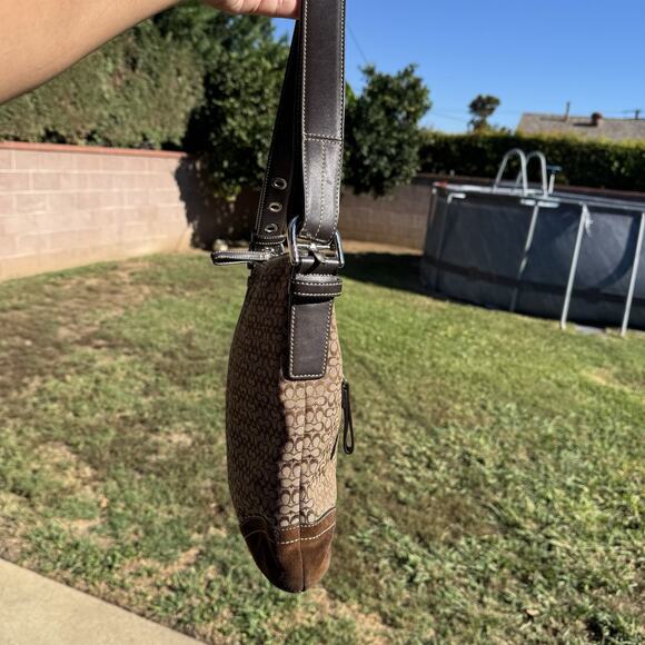 Vintage Coach Signature Mini C Bag Canvas Suede Shoulder Bag Purse Brown F10944 - Picture 2 of 16